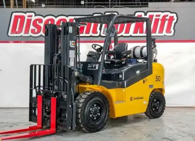 USED 2023 LG-FORKLIFT CLG2040H