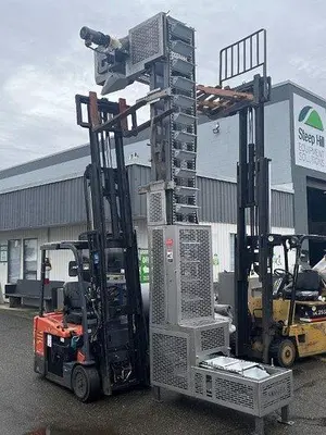 Smalley 16' High Bucket Lift Elevator