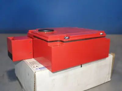 NEW TELEMECANIQUE XCSE7333