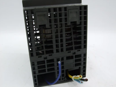USED SIEMENS 6ES7 307-1EA00-0AA0