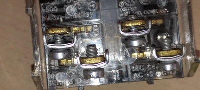 USED Allen-Bradley 800T-B