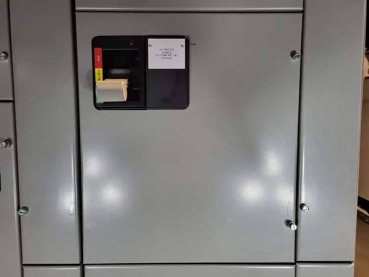 Used EATON HFD3040S Switchgears British Columbia CA | Lenmark #240302