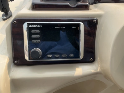 Used 2018 SYLVAN MIRAGE 8522 CRUISE LZ Boats (Misc) Michigan US | Miedema Asset Management Group #1304658