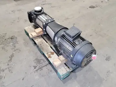 NEW 2013 GRUNDFOS CR45-3-2