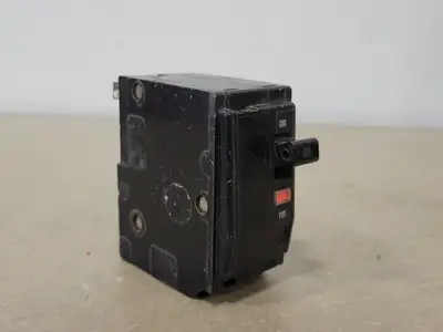 USED SQUARE D QO230