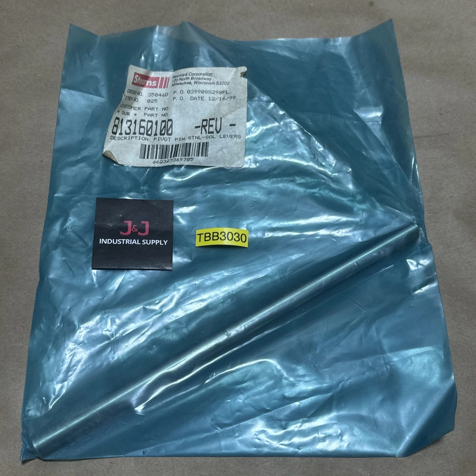 NEW Stearns 813160100