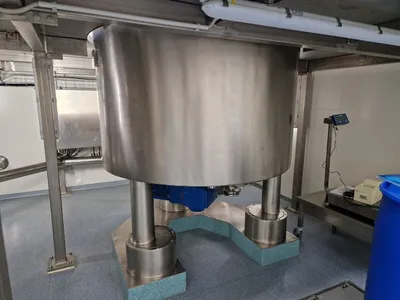 Used 2016 QUICKSTEP ANTICORRO 1,900 LITRE Reactors CZ | Perry Equipment #1307040