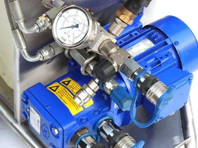 Alfa-Laval EMMIE MIB 303S-13/33 oil purifier module.