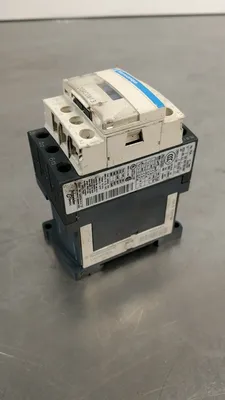TELEMECANIQUE LC1 D09 Contactor 4E-13