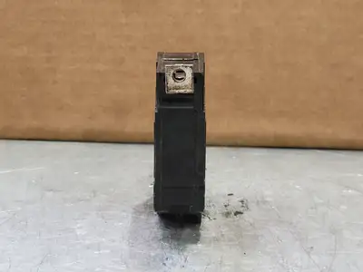 15 Amp, 1 Pole, 120/240 volts Circuit Breaker