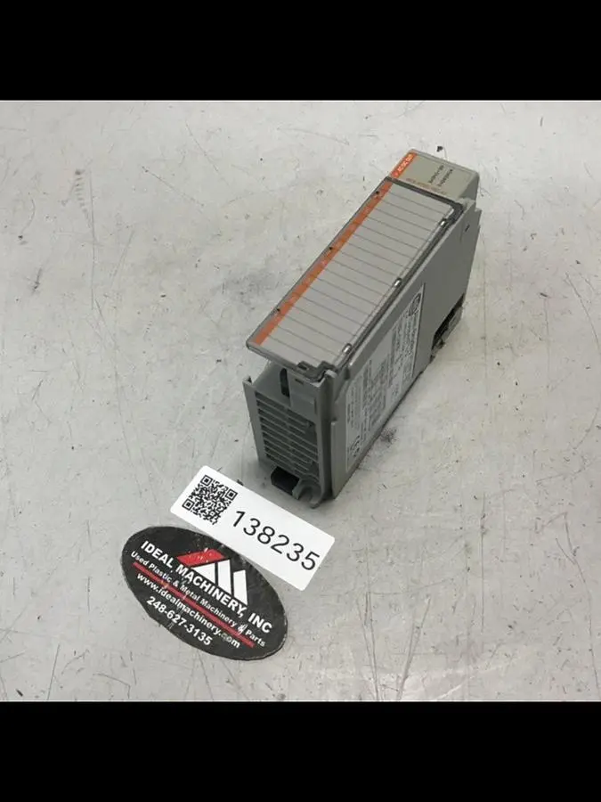 USED ALLEN BRADLEY 1769-OW8I SER B