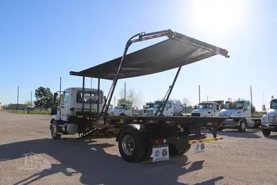 New | in-Stock 2027 MACK MD7 Rolloff Trucks Texas US | Roll Off Truck World #1491883