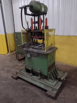 7 TON X 14" WIDE AIRAM PNEUMATIC CUTOFF PRESS: STOCK #17188