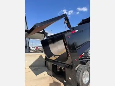 Used 2018 FREIGHTLINER CASCADIA CA125DC Dump trucks Texas US | MCO Truck & Equipment #1513779