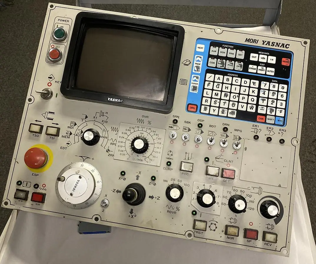 USED YASNAC DF8100261