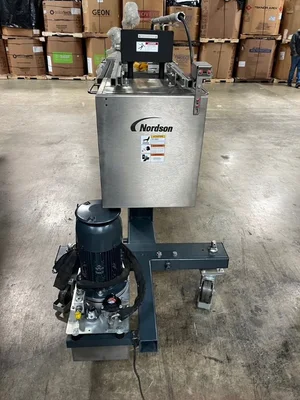 Two Nordson BKG Hyflex3/3-Wege Ventil diverter valves 2019 – NEVER BEEN USED
