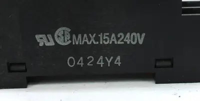 USED OMRON LY2N