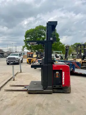 Used 2016 RAYMOND 550-OPC30TT Order Pickers Texas US | TB Forklifts #1274886