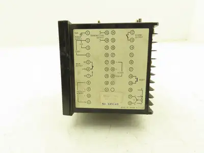 Barber Coleman MAQ 8-01900-001-0 Limitrol Temperature Controller 1/4 DIN