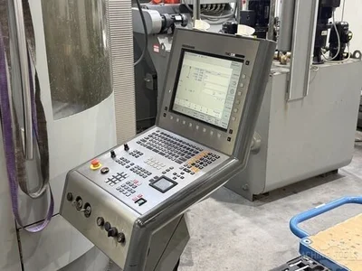 USED 2005 DECKEL MAHO DMC 60T