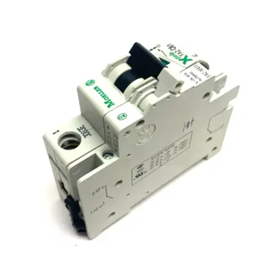 USED EATON, MOELLER CIRCUIT BREAKER 1P XPOLE/XEFFECT W/ FAZ-XHI11