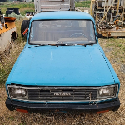 Used MAZDA B2200 Pickup Trucks British Columbia CA | Savona Equipment LTD #1345184