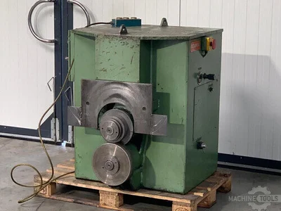 USED 1990 ROUNDO S-2
