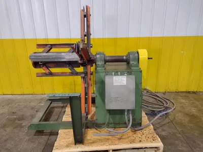 5,000 LB X 24" X 60" OD BRADBURY MOTORIZED COIL REEL UNCOILER: YOBRO #24950