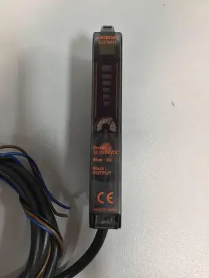 USED OMRON E3X-NA11
