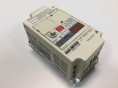 USED YASKAWA CIMR-J7AA20P2