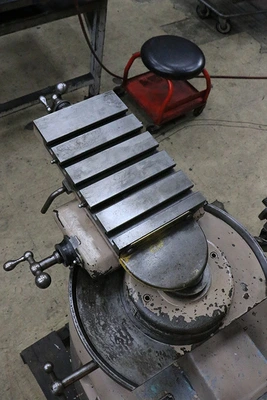 USED 1990 O.K. Tool R6, NEW 1990, WITH WORKHEAD,