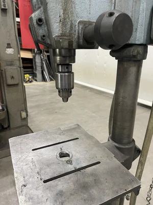 USED DAYTON 3Z570 DRILL PRESS