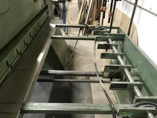 Viggo Larsen Veneer Guillotine