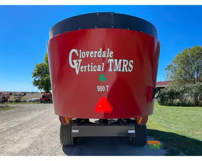 Used CLOVERDALE _UNKNOWN_ Feeder Wagons Iowa US | Keast Enterprises #1360075