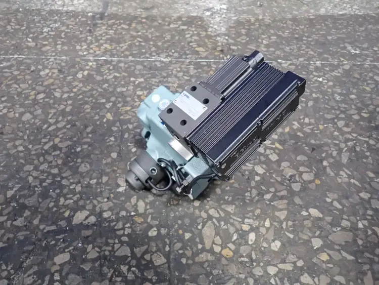 Used YUKEN A16FR04EH21056042462 Piston Pumps Ohio US | HGR 24 #737757