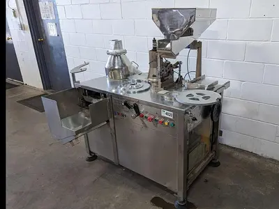 Used P+AM PHARMACEUTICAL & ALLIED MACHINERY SA9 Capsule Fillers British Columbia CA | Steep Hill Equipment Solutions #1289660
