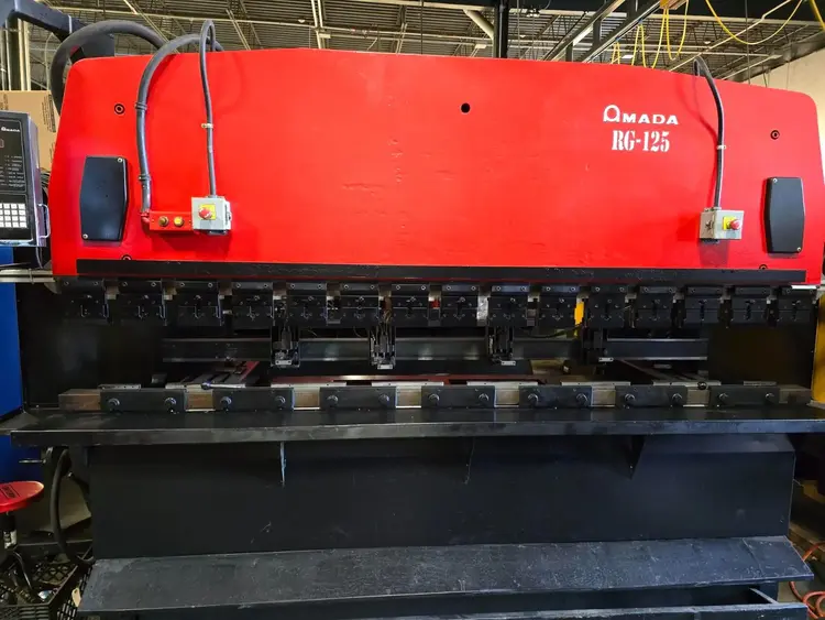 Used AMADA RG 125-30 Press Brakes New York US | Alternative Machinery Sales #490103