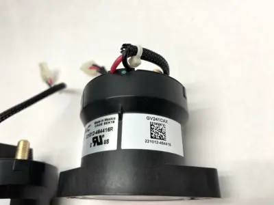 GV241CAX | Gigavac  Contactor 24VDC Coil LOT OF 2 - For parts or not working