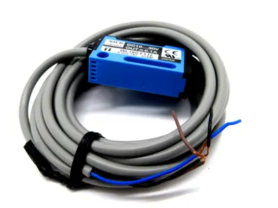 NEW SICK WL160-F132 PHOTOELECTRIC SENSOR WL160F132