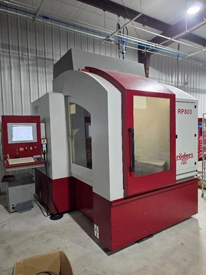 2002 RODERS RP800 Vertical Machining Centers | Tight Tolerance Machinery (1)