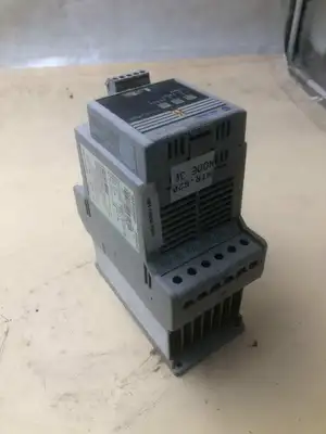 Allen-Bradley 160-BA02NSF1 Ser. C 0.75HP Variable Speed Controller 380-460V 3PH