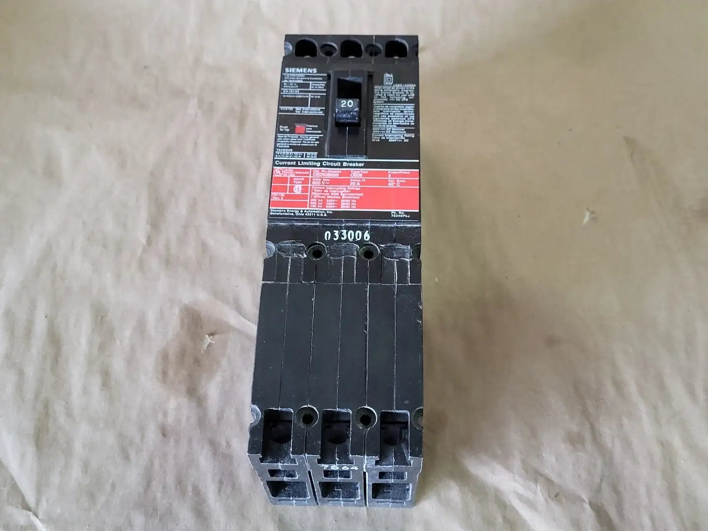 New | in-Stock SIEMENS CED63B020 Switchgears British Columbia CA | Lenmark #239283