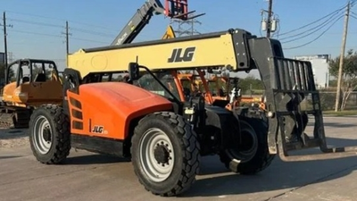 USED 2024 JLG 742