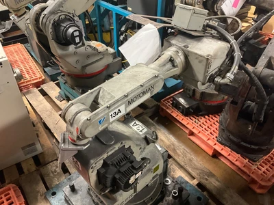 USED YASKAWA MOTOMAN UP20