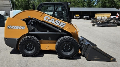 USED 2023 Case SV280B
