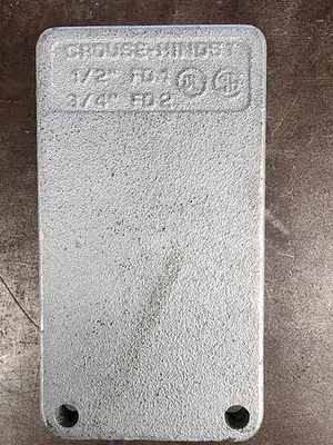 NEW CROUSE-HINDS 1/2" FD1 3/4" FD2