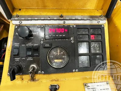 Used 2015 VERSALIFT 25/35 Misc Forklifts Illinois US | Forklift Exchange #1273566
