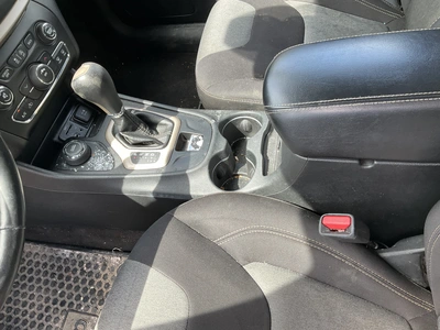 USED 2016 JEEP CHEROKEE