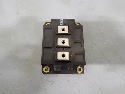 USED MITSUBISHI CM200DY-24E 2RG200B