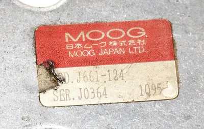 USED MOOG MODEL: J661-124 SERVO VALVE J661124